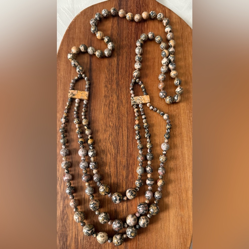 VTG Leopard Skin Jasper Gemstone Earthy Tones Beaded Necklace 3 Strand